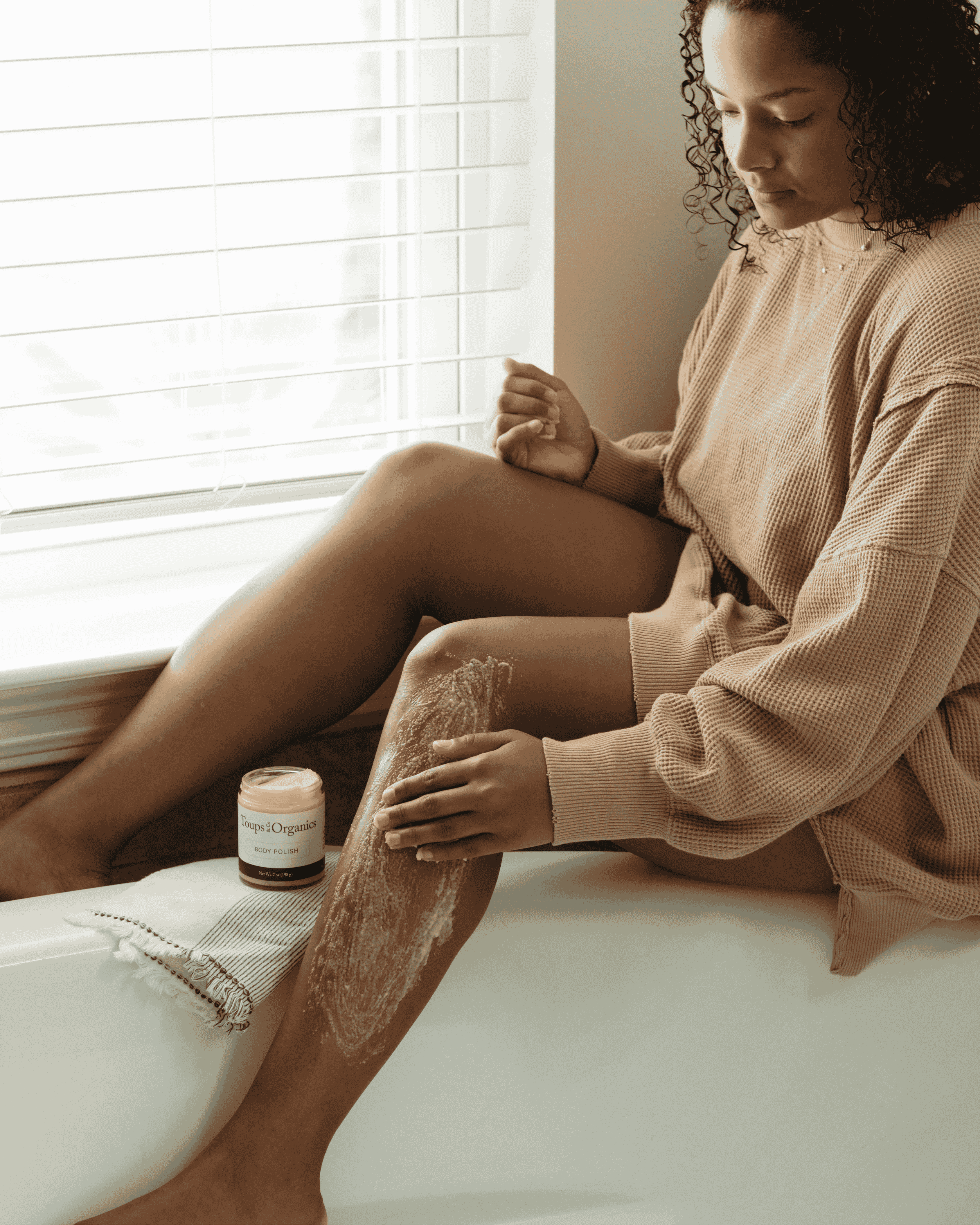 Body Polish vs. Body Scrub: What’s the Difference?