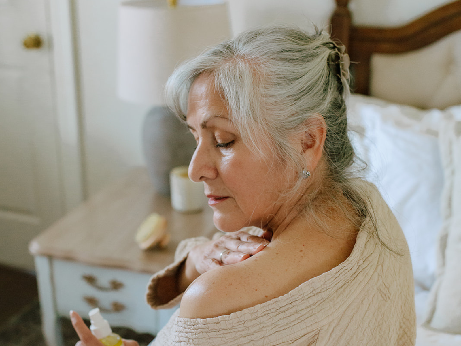 How to Repair the Skin Barrier with Nourishing and Restorative Natural Skincare